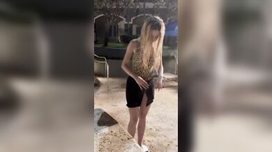 Lil Tay, Leopard Swimsuit Tease In The Pool Onlyfans Video Leaked
