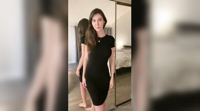 Lady In The Streets, Naked Striptease In Front Of The Mirror Onlyfans Video Leaked