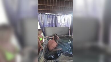 Shadesofanastasia, Two Horny Swinger Sluts Hooking Up With Lucky Stud In Tub Onlyfans Video Leaked