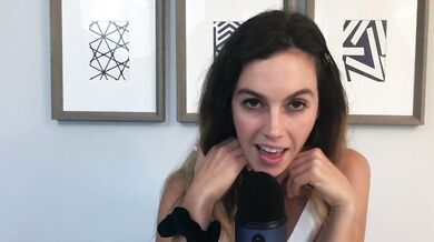 Miss Bell, Lipstick Kissing Asmr Tease Onlyfans Video Leaked