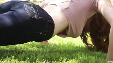 Sabrina Lynn, Braless Big Tits Tease Public Walk At The Park Onlyfans Video Leaked