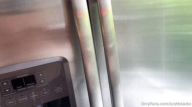 Scott Stark, Lindsay Lee, Your Friends Milf Mom Lets You Join The Family Onlyfans Video Leaked