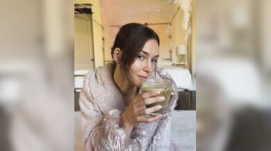 Rachel Cook, Topless Tease In Her Red Panties Onlyfans Video Leaked