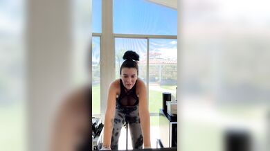 Elizabeth Skylar, Teasing Her Big Tits While Riding The Gym Bike Onlyfans Video Leaked