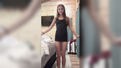 Kinsley Wyatt, Horny Teen Anal Beads And Dildo Fuck Onlyfans Video Leaked