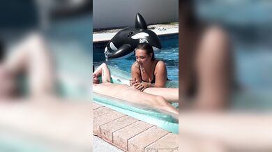 Mayseeds, Sexy Babe Pool Wet Sextape Onlyfans Video Leaked