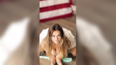 Megnutt02, Teasing Her Naked Perky Tits In Her Skirt Onlyfans Video Leaked