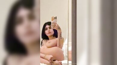 Mia Khalifa, Naked Selfie In The Mirror Onlyfans Video Leaked