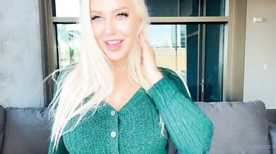 Tara Babcock, Blonde Milf Teasing Her Thicc Naked Body Onlyfans Video Leaked
