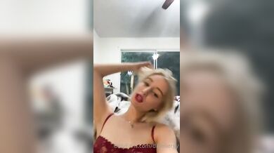 Bella Rome, Blonde Teen Sucking On A Dildo Livestream Onlyfans Video Leaked