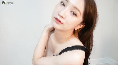 Eunsongs Asmr, Chain Outfit Asmr Tease Onlyfans Video Leaked