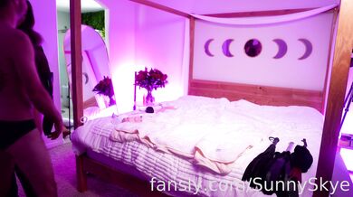 Sunnyskye, Misshex, Bisexual Couple Ffm Pegging Threesome Onlyfans Video Leaked