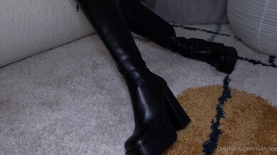 Ruth Lee, Deep In My Hole Onlyfans Video Leaked