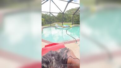 Emily Rinaudo, Poolside POV Blowjob Onlyfans Video Leaked