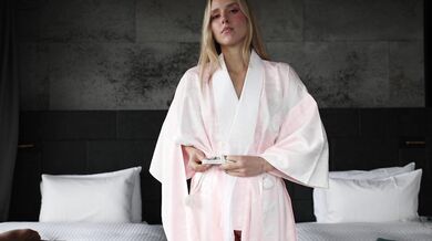 Caroline Zalog, Kimono Try On Haul Onlyfans Video Leaked