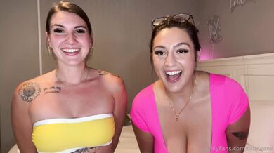 C_Thicc, Tati Evans, Two Thicc Milfs Dildo Masturbation Livestream Onlyfans Video Leaked