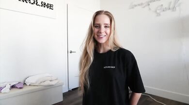 Caroline Zalog, Sexy Bikini Try-On-Haul Onlyfans Video Leaked