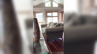 Veronica Perasso, Horny Milf Getting A Creampie In Her Bikini Onlyfans Video Leaked