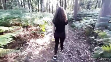 Love Lilah, Sloppy Blowjob In The Middle Of The Forest Onlyfans Video Leaked