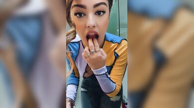 Malu Trevejo, Sexy Night Outfit Nipslip Onlyfans Video Leaked