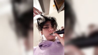 Mia Khalifa, Morning Striptease In The Bathroom Onlyfans Video Leaked