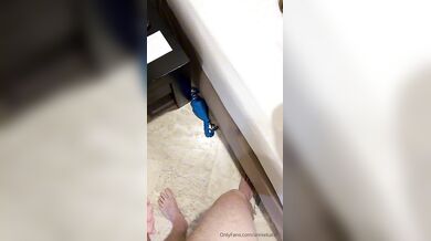 Annie Knight, Kali Kingsley, Two Bffs Inviting Three Strangers To Orgy Onlyfans Video Leaked