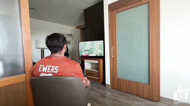 Justsomecouple × The1bigsecret