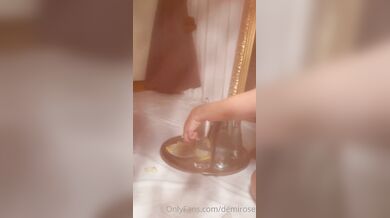 Demi Rose, Teasing Her Wet Naked Tits Onlyfans Video Leaked