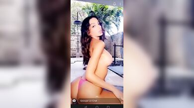 Lyna Perez, Teasing Her Wet Naked Body In Pool Onlyfans Video Leaked
