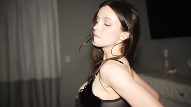 DAINTY WILDER