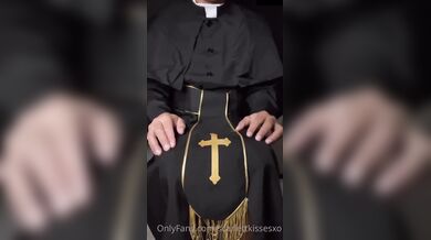 Scarlettkissesxo, Horny Blonde Nun Fucked By The Priest Onlyfans Video Leaked