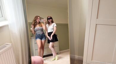 Maddiexmyles, Polly_Rocketx, Two Lesbian Babes Lingerie Try-On-Haul Onlyfans Video Leaked