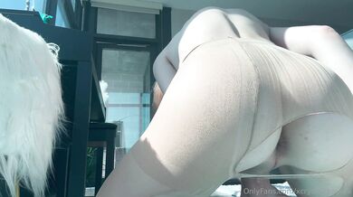 Crystal Thayer, Tscrystalxxx, Trans Lady Ripping Her Pantyhose And Fucking A Clear Dildo Onlyfans Video Leaked