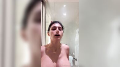 Mia Khalifa, Teasing Her Big Tits In The Hotel Shower Onlyfans Video Leaked
