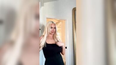 Lindsey Pelas, Blonde Bimbo Big Titty Teasing Livestream Onlyfans Video Leaked