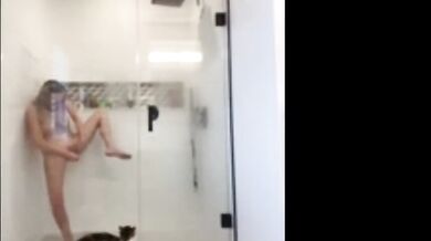 Gwengwiz, Naked Body Teasing In The Bathroom Onlyfans Video Leaked