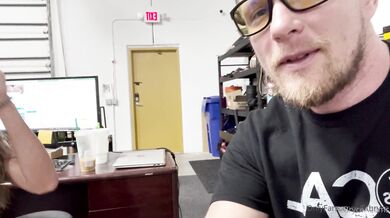 Bryce Adams, Fucking At The Office Toilet Onlyfans Video Leaked