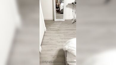 Scarlettkissesxo, Sexy Maid Fucks The Big Cock Boss Onlyfans Video Leaked