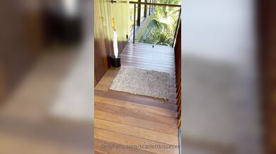 Scarlettkissesxo, Fucking A Stud On The Veranda Pool Onlyfans Video Leaked