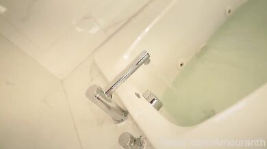 Amouranth, Soapy Bathtub Vibrator Masturbation Onlyfans Video Leaked