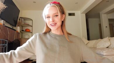 Caroline Zalog, Sexy Panties Try-On-Haul Onlyfans Video Leaked