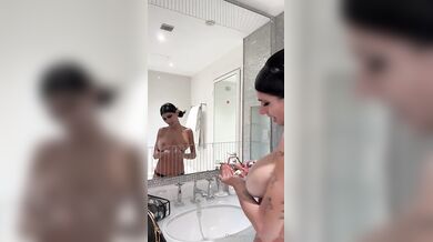 Mia Khalifa, Getting Ready For Bed Routine Onlyfans Video Leaked