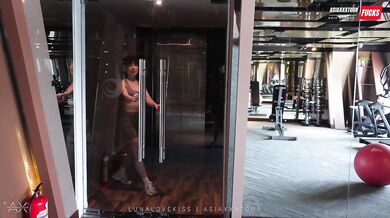 Lunalovekiss, Asiaxxxtour, Kris Baumer, Luna Gets Stretched By Her Gym Trainer Onlyfans Video Leaked