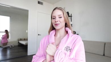 Caroline Zalog, Valentines Day Sexy Lingerie Try-On-Haul Onlyfans Video Leaked