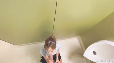 Snow Bunni, Outdoor Elevator And Public Toilet Creampie Sex Onlyfans Video Leaked