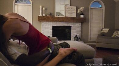 MrsJones011 - Vid 25-First Time