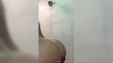 Natalie Roush, Tit Fucking And Playing With A Soapy Dildo Onlyfans Video Leaked