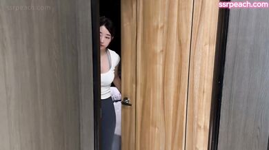 Asianpeachqueen, Ssrpeach, Three Asian Lesbian Chick Fucking Dildo Onlyfans Video Leaked