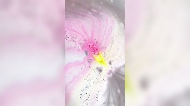 Amouranth, Teasing Her Naked Body In The Bubble Bath Onlyfans Video Leaked