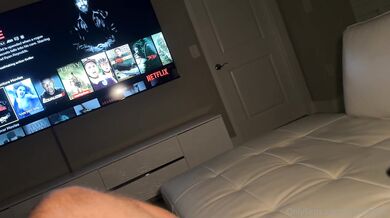 Luna Luxe, Scottstarkx, Sisters Best Friend Blows Some Bubbles Onlyfans Video Leaked